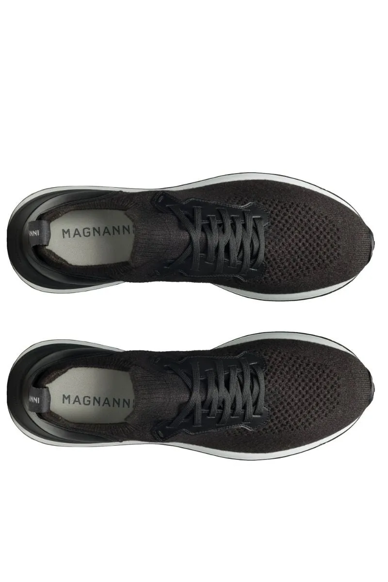 Stratus Lyteknit Sneaker snug fit