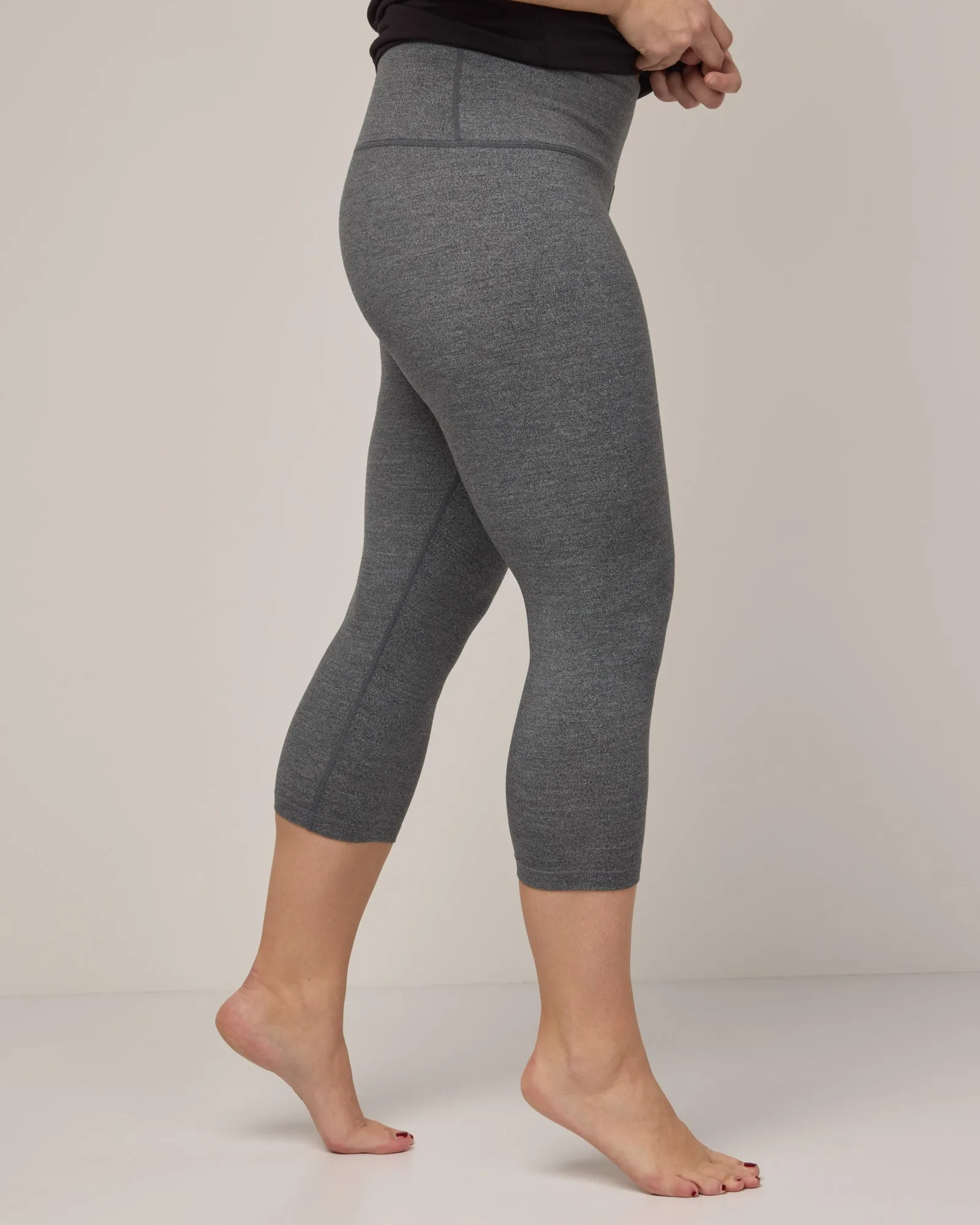 Summit Crop Legging Travel friendly