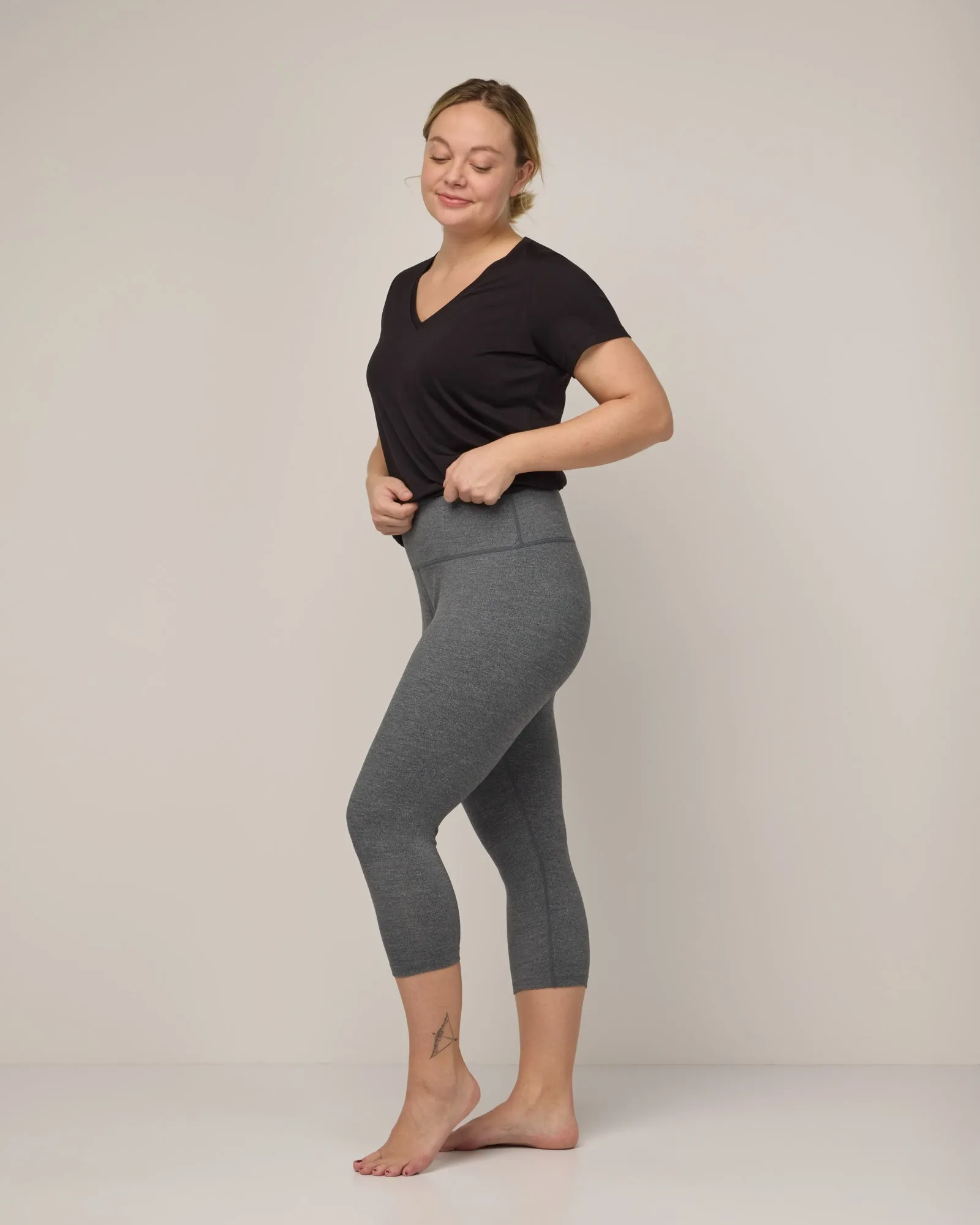 Summit Crop Legging Outdoor gym