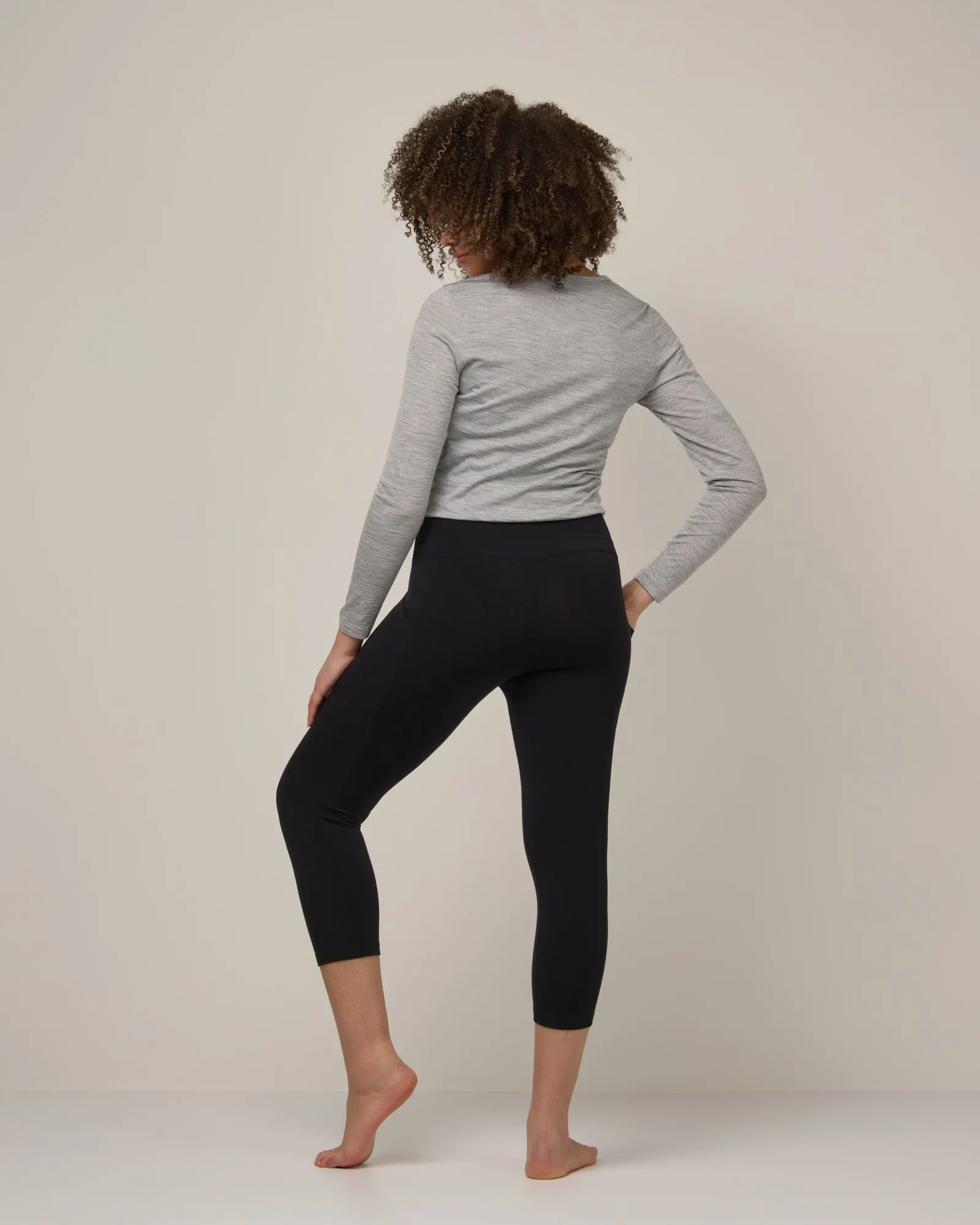 Summit Pocket Crop Legging Yoga stretch