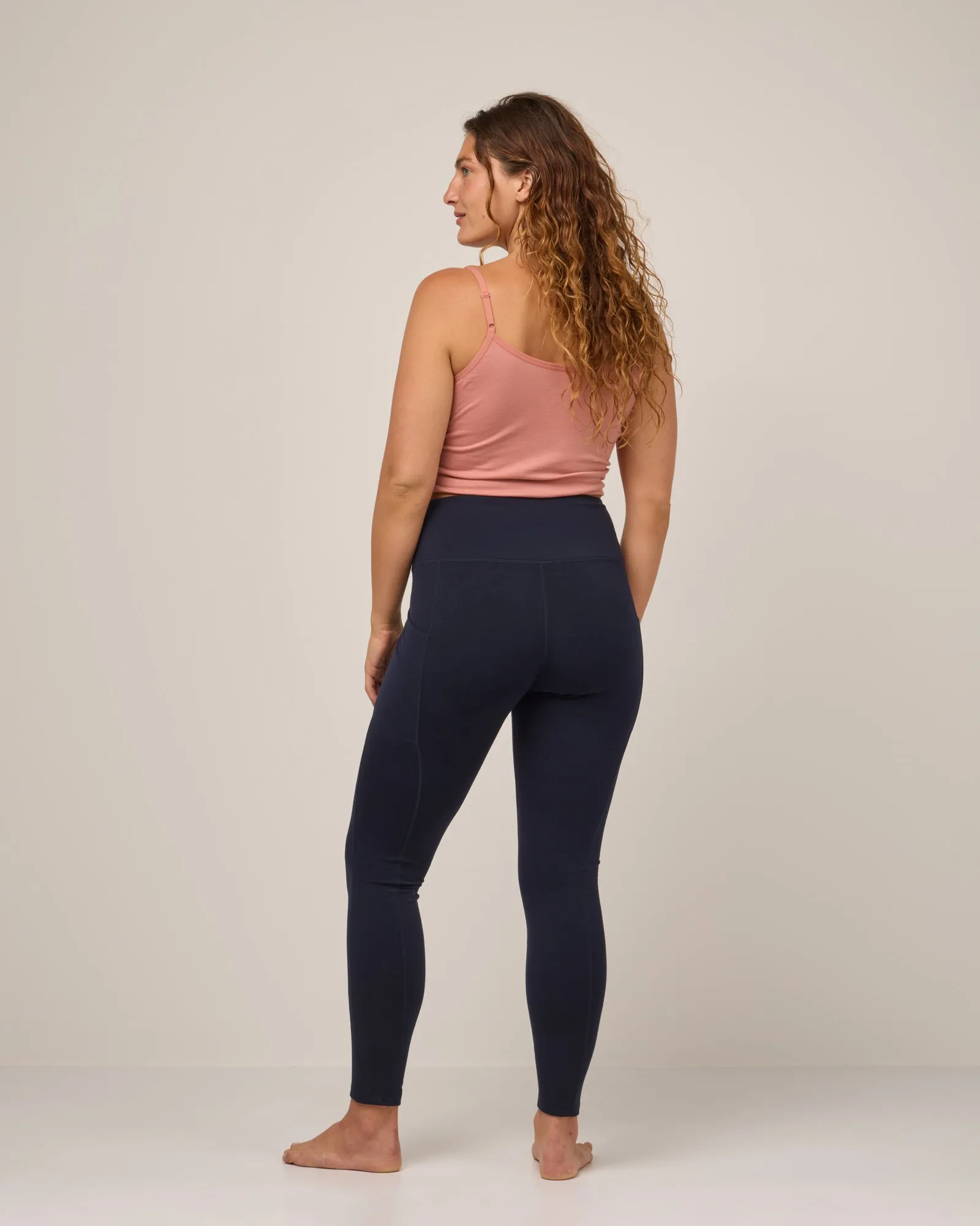 Summit Pocket Legging Travel friendly