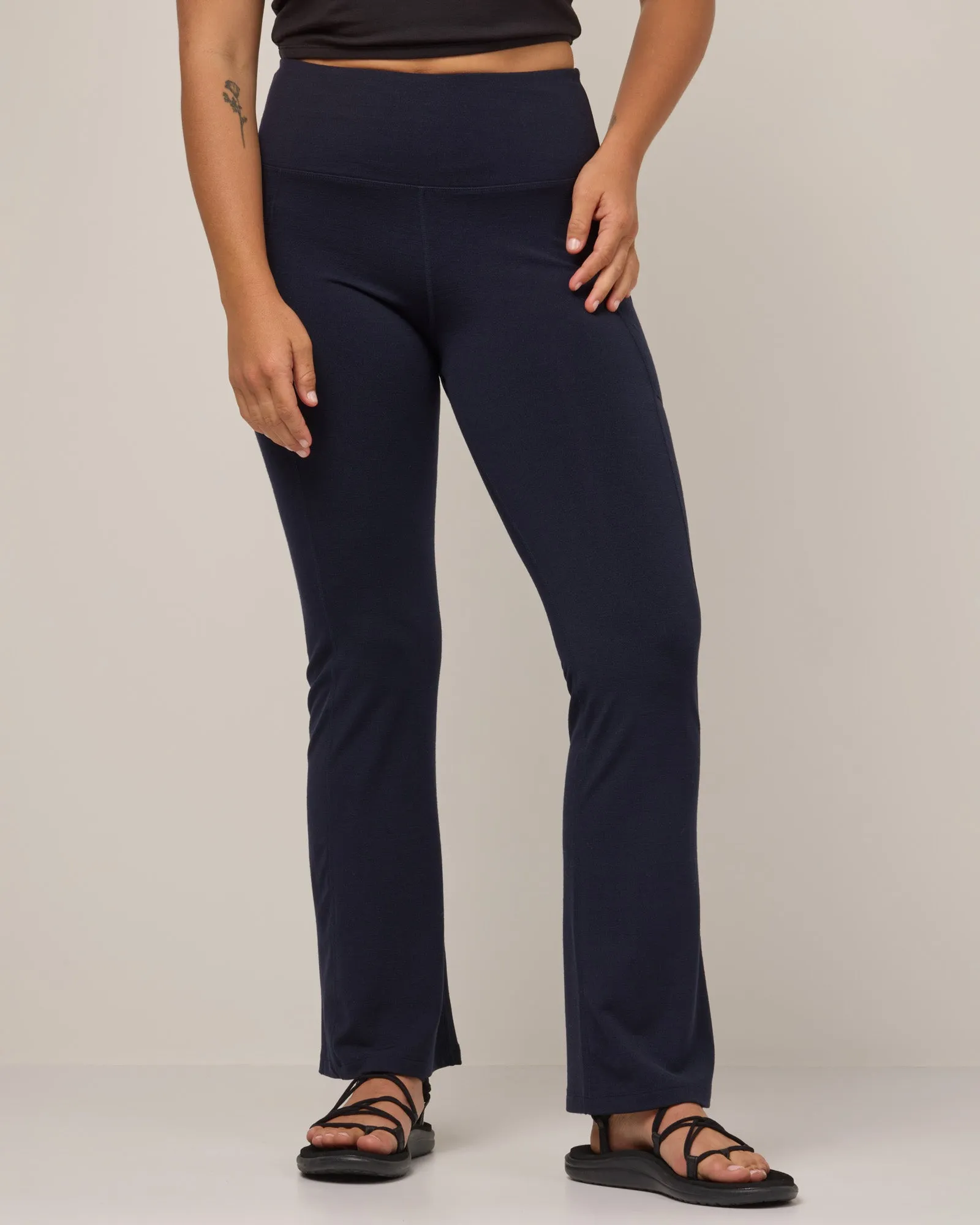 Summit Straight Cut Pocket Legging Elastic comfort