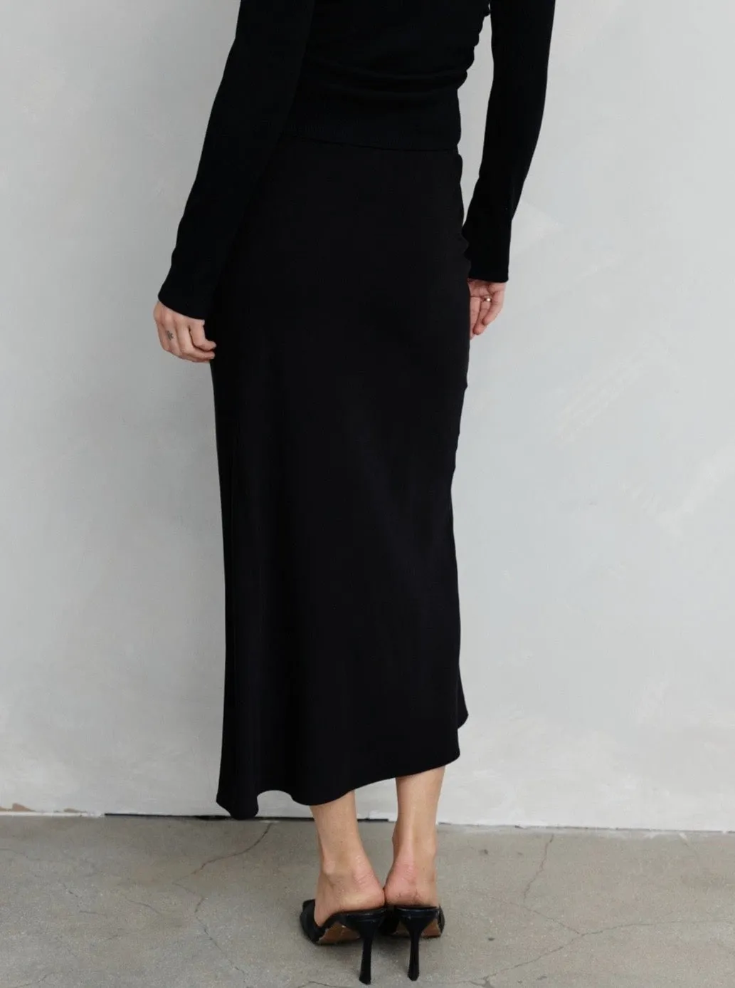 Talia Black Skirt campus life