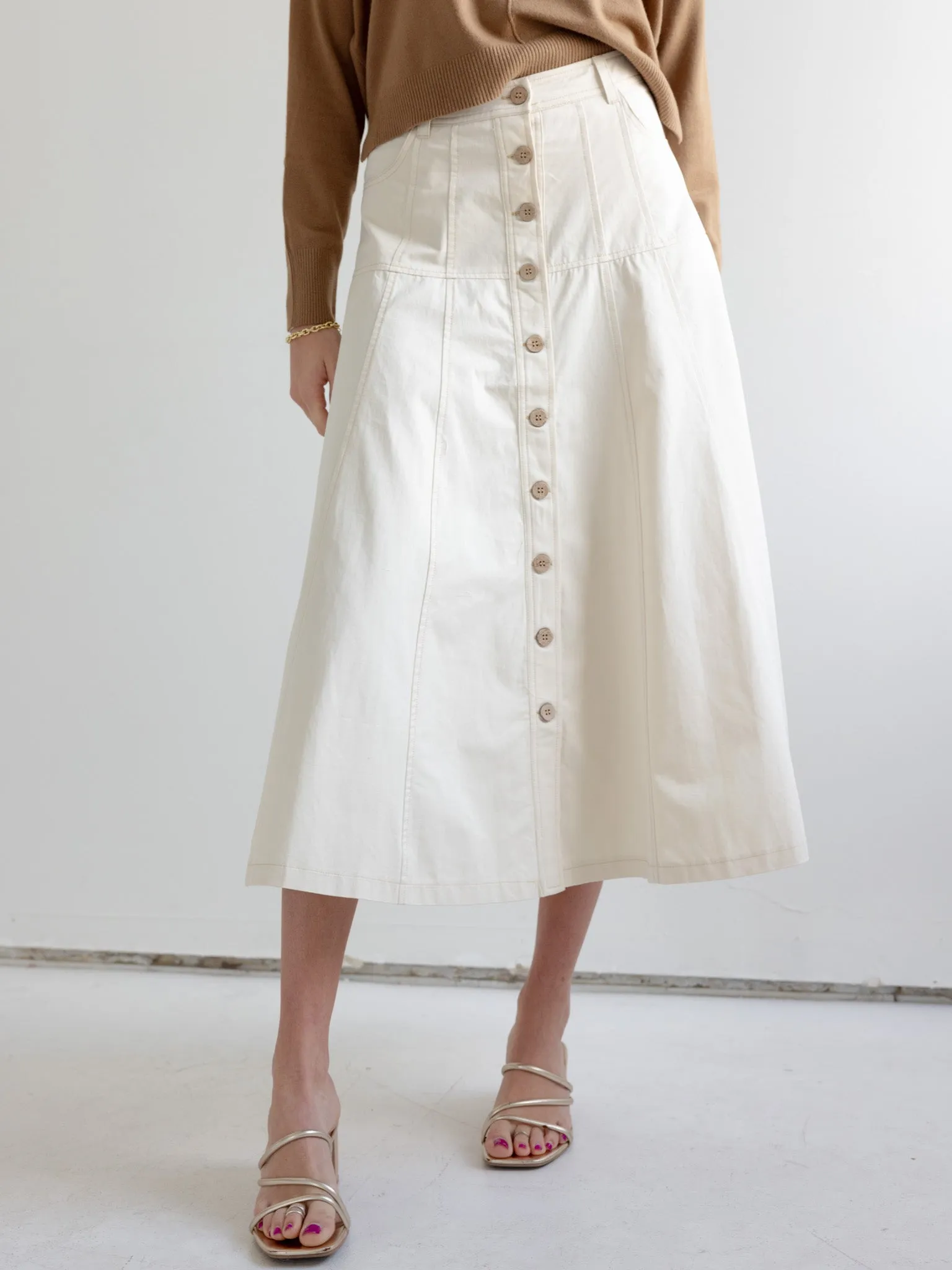 Taupe Midi Skirt travel kit