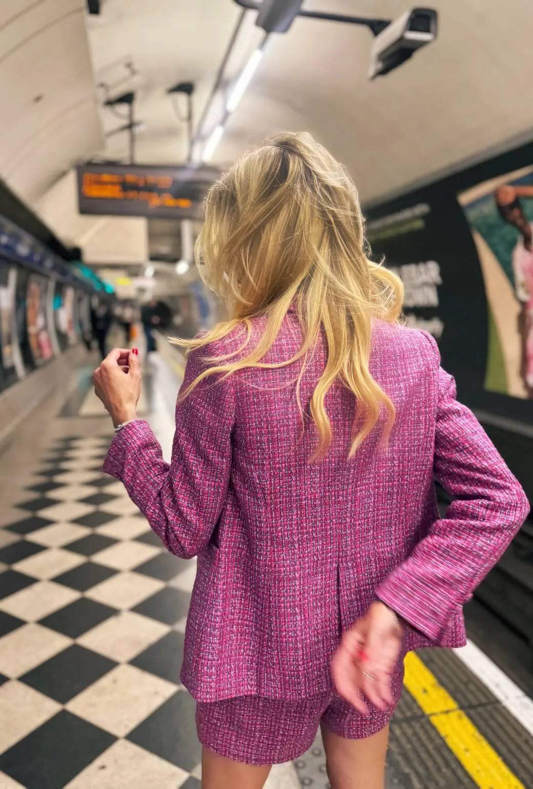 The Classic Blazer - Pink Tweed smart street
