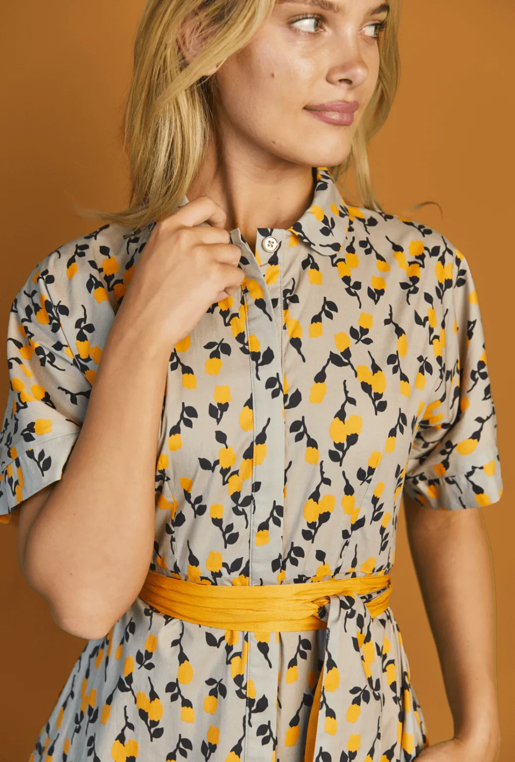The Donna Day Gown MINI - Persimmon Floral street edit