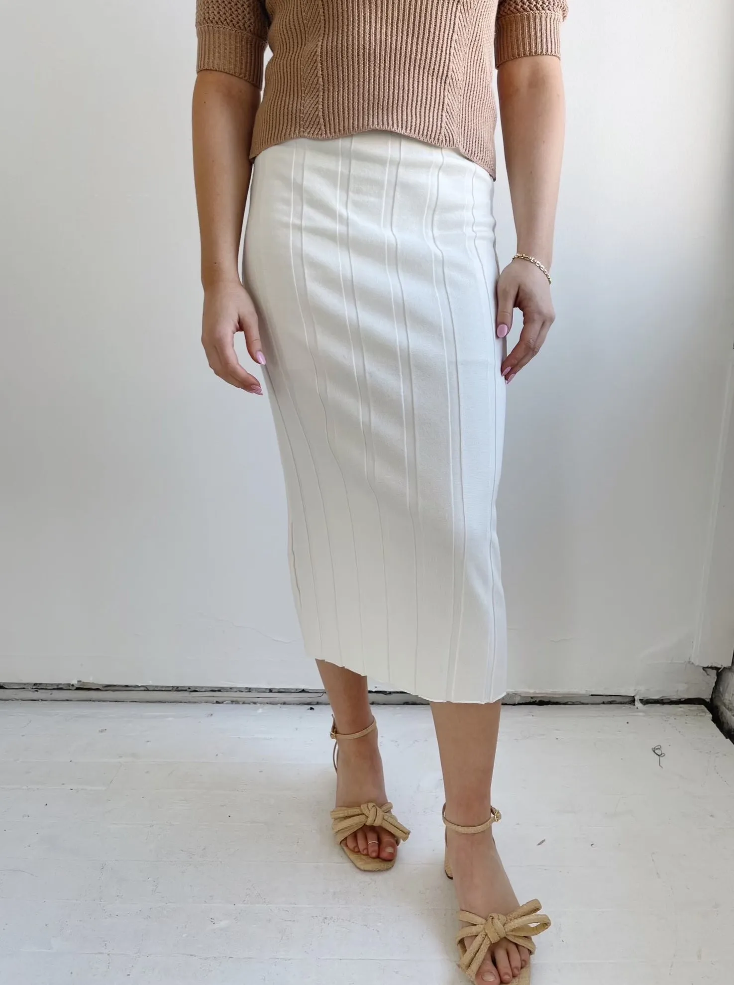 The Margot Skirt- Ivory classy lady