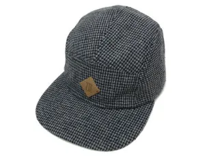 True Shetland Camp Cap Grey brunch look