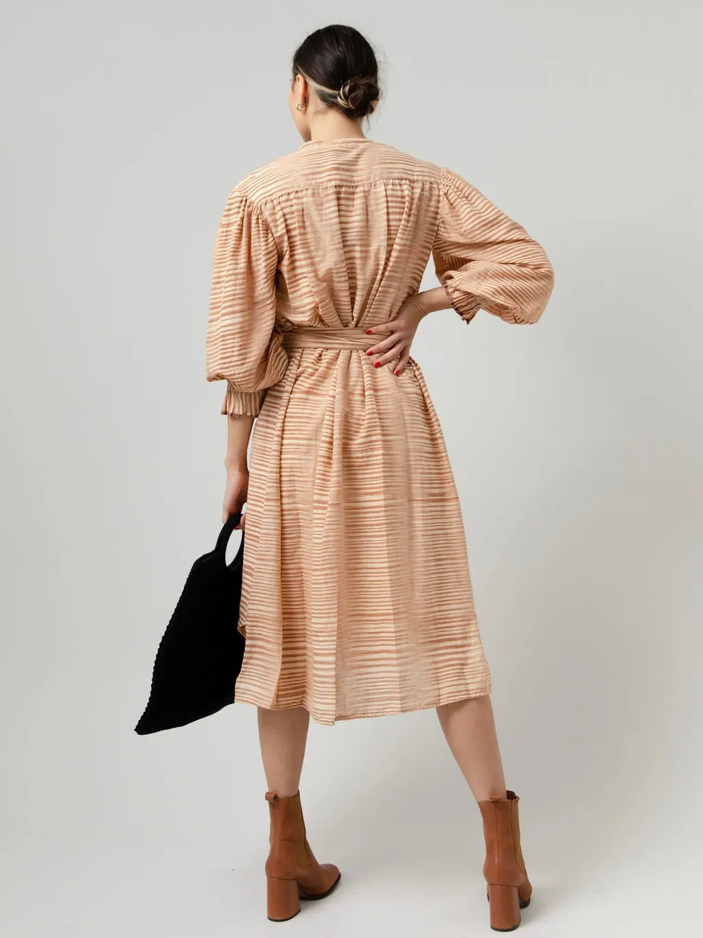 Ulla Johnson Fiora Dress in Fawn fun mode