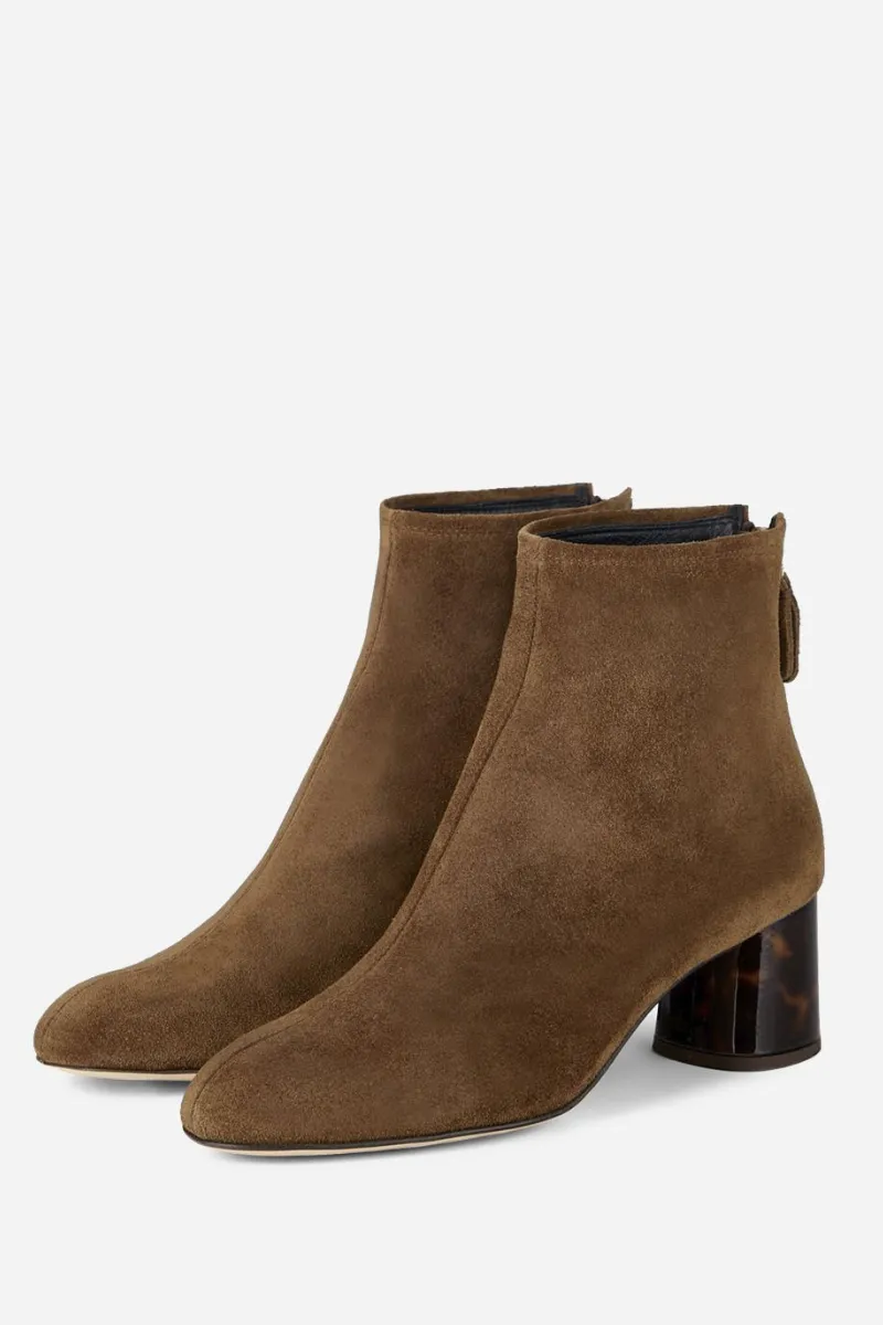 Veta Precious Booties Personal trend