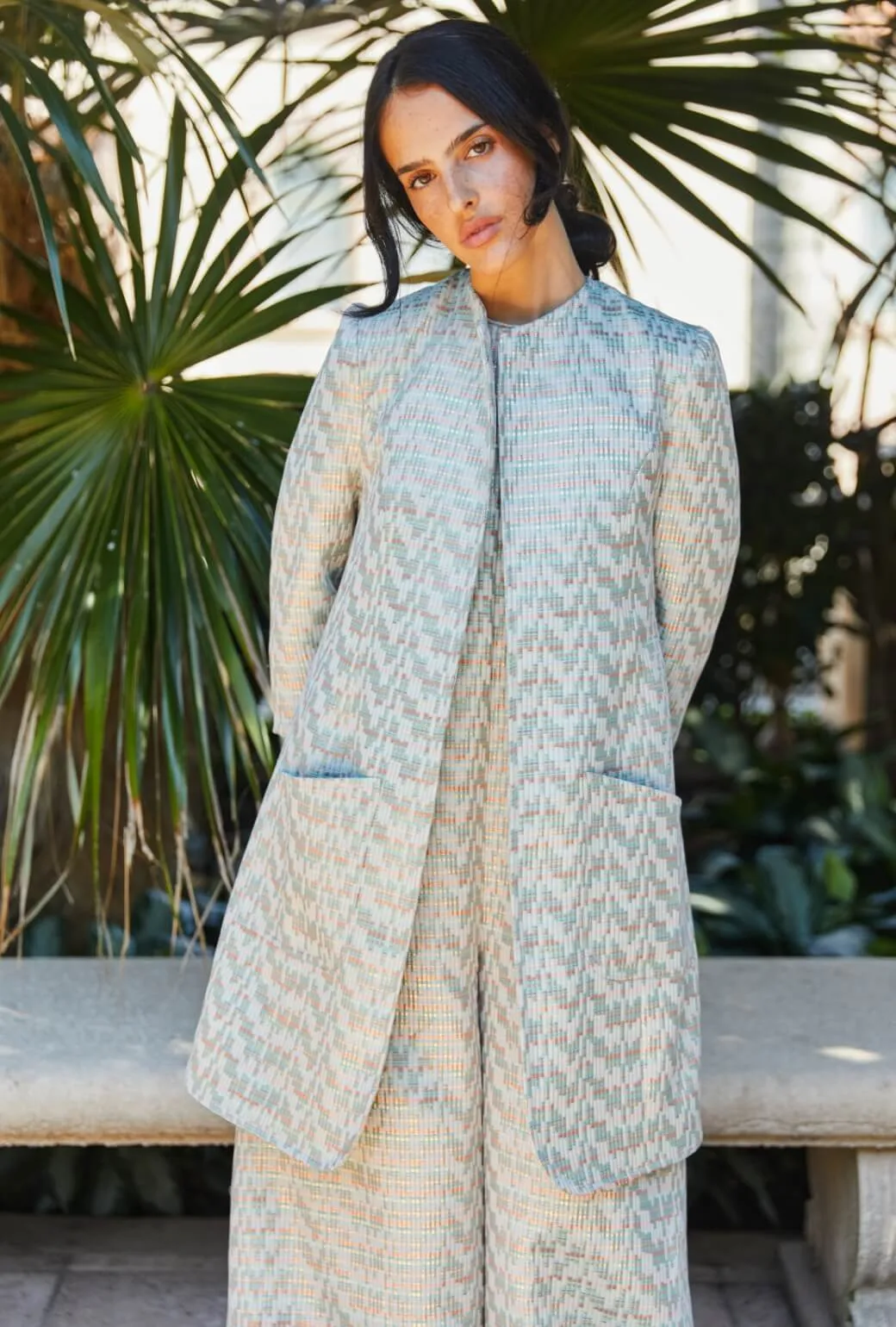 Walking Coat - Aqua Channels Brocade fast comfort