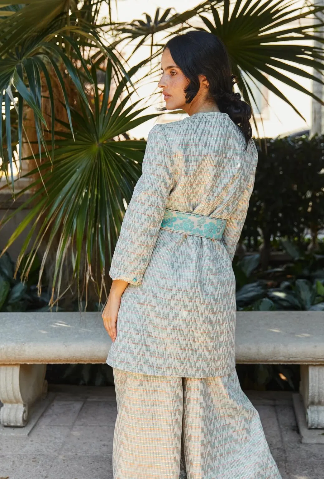 Walking Coat - Aqua Channels Brocade light build