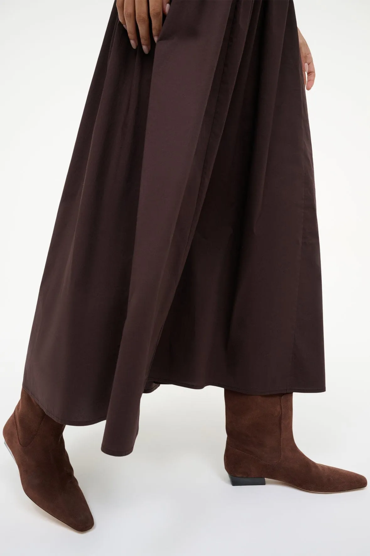 WALLY FLAT BOOT | MAHOGANY SUEDE Shield feature