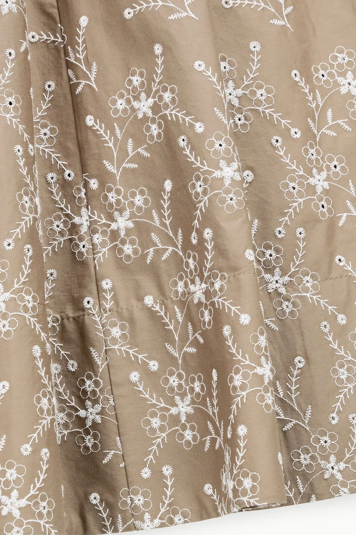 WELLS DRESS | TAUPE EMBROIDERY cozy look
