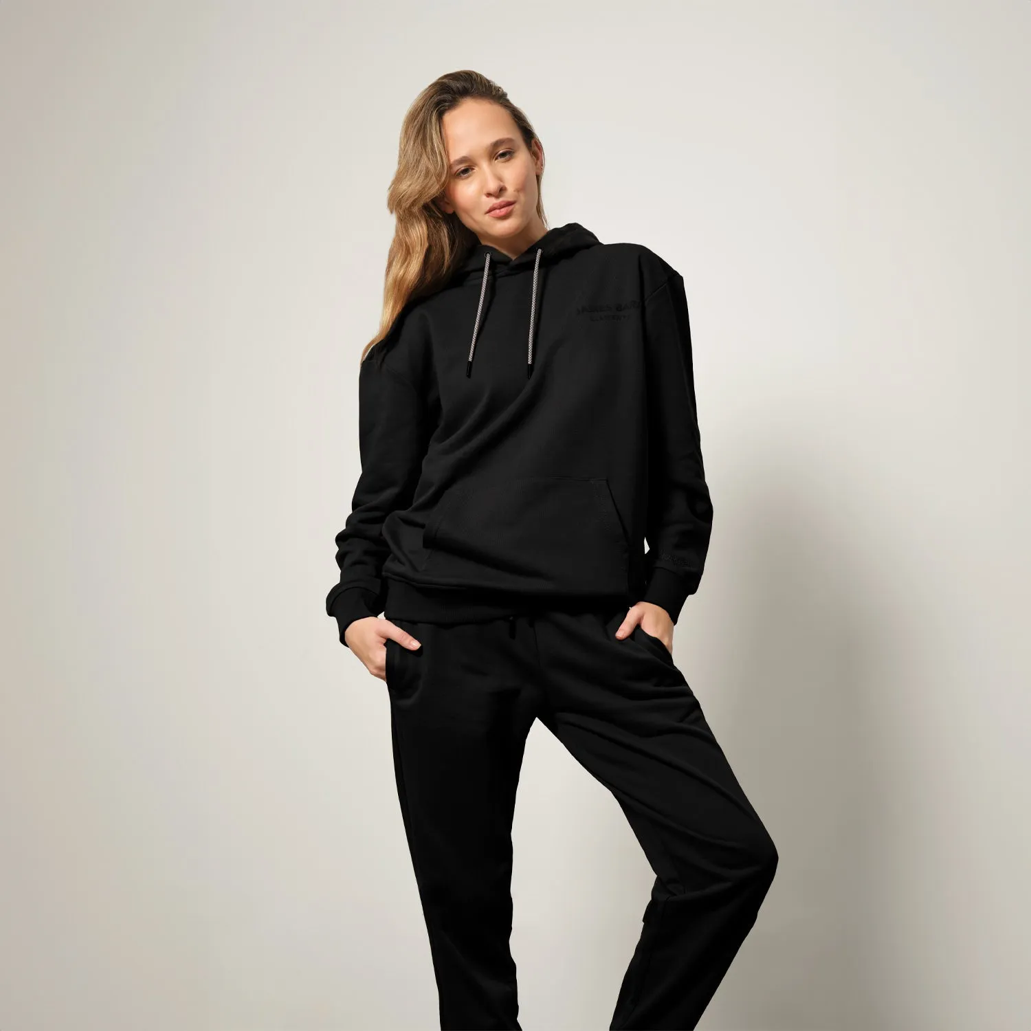 Women's Hoodie Campus look